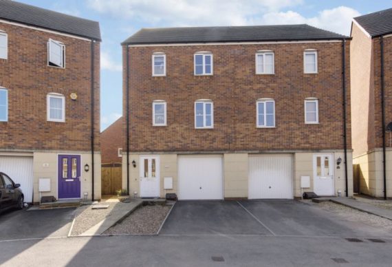3 Bedroom Semi-Detac...